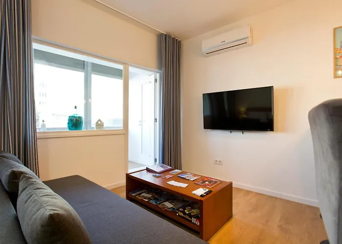 Casa Roberto - Studio Apartment, Lift, Ac, Car Parking - Extra