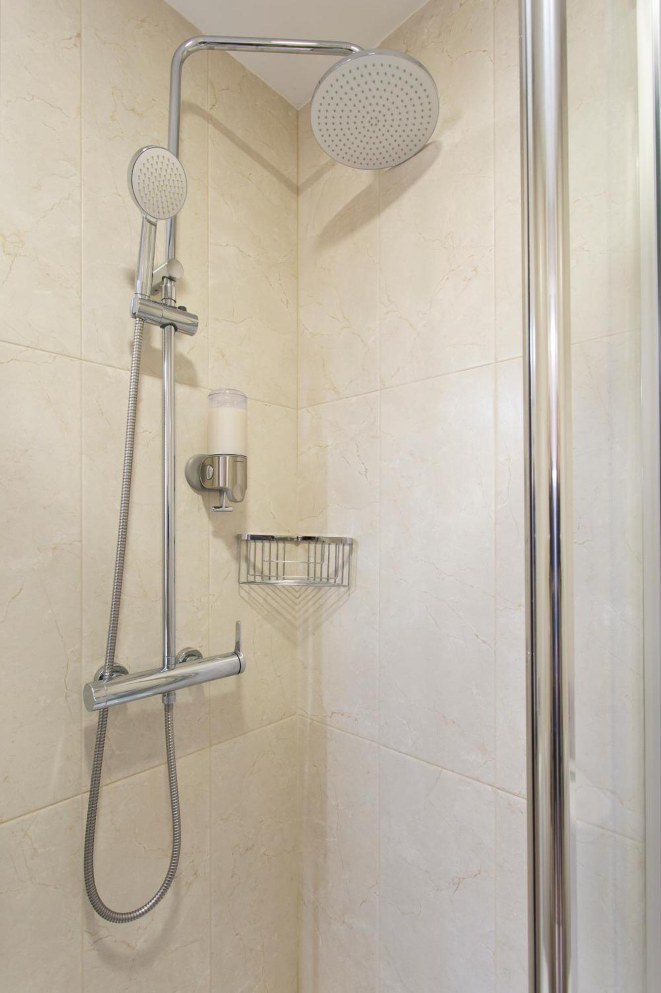 Appartement Casa Roberto - Apartment, Lift, Ac, Car Parking - Extra Oporto