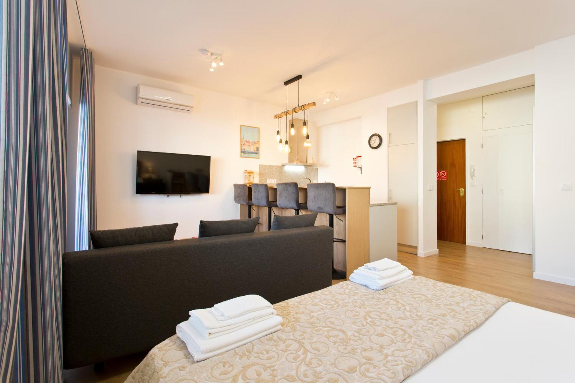 Casa Roberto - Apartment, Lift, Ac, Car Parking - Extra * Oporto